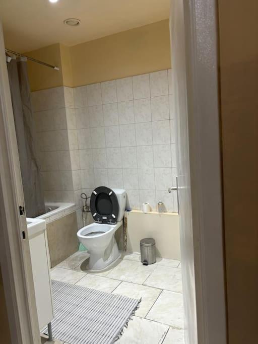 Apartment For Rent Bruksela Zewnętrze zdjęcie